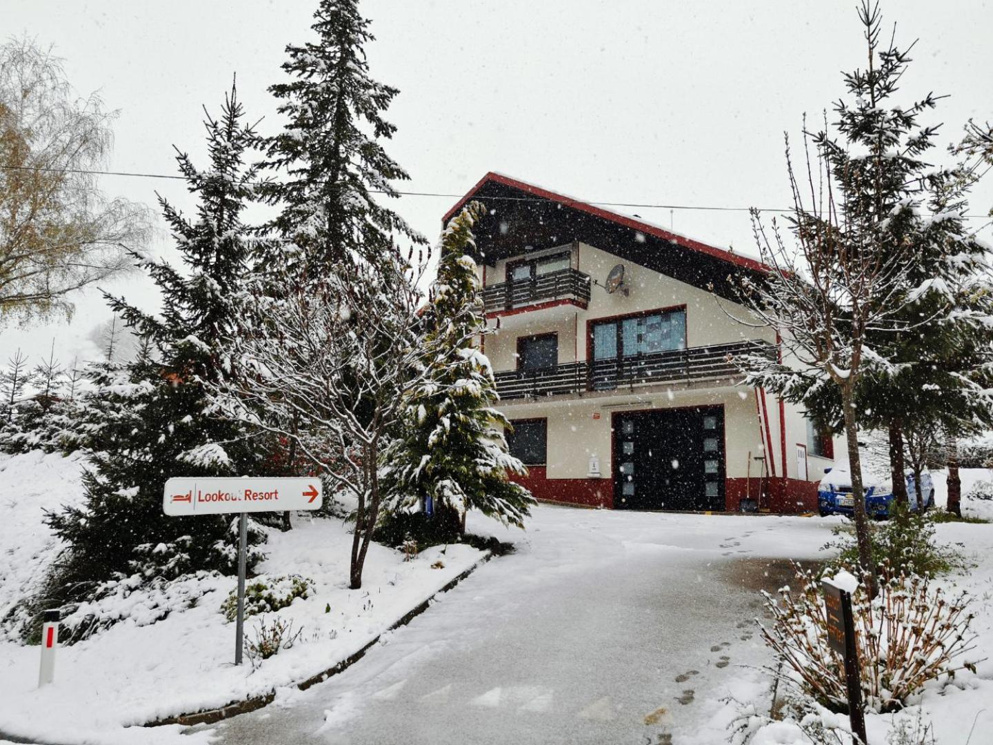 Lookout Resort Apartments Rovte Extérieur photo